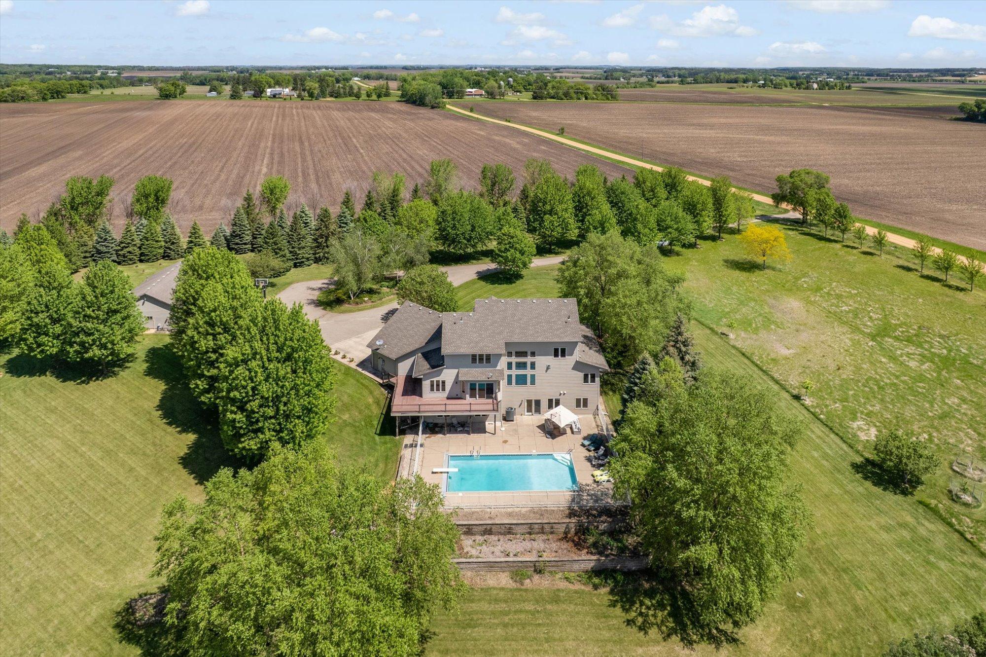 27285 Cambodia Avenue, Farmington, Minnesota image 1