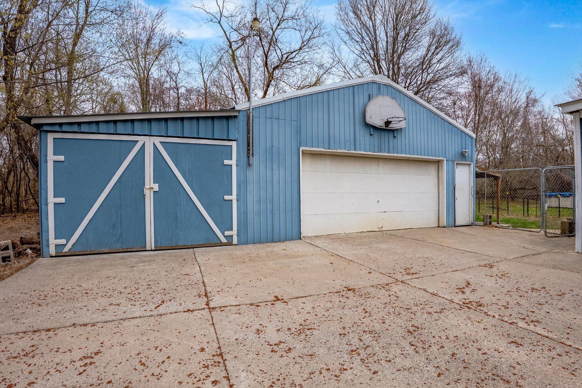 2527 S Waconia Circle, Bethel, Minnesota image 50