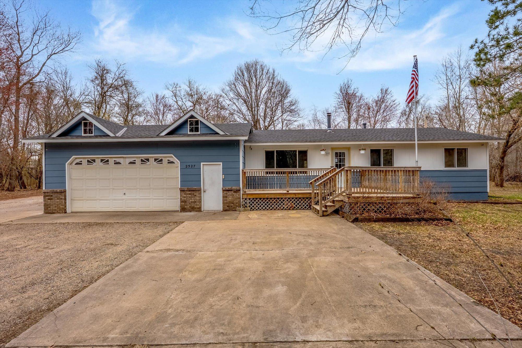 2527 S Waconia Circle, Bethel, Minnesota image 7