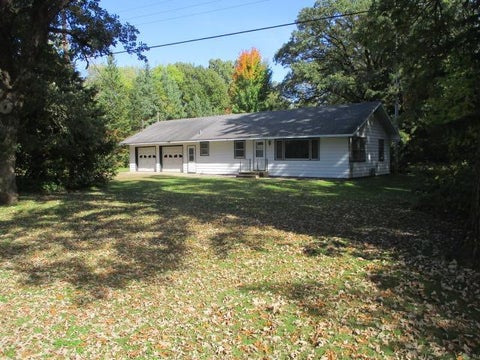 Homes For Sale - 6102 NE River Road<br/> Benton County, Sauk Rapids, MN 56379