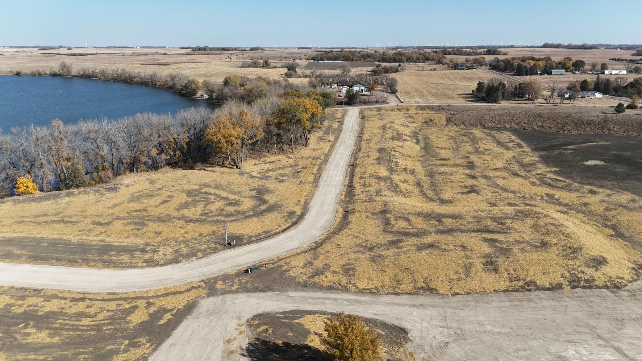 20 Cottonwood Lake Boulevard, Windom, Minnesota image 9