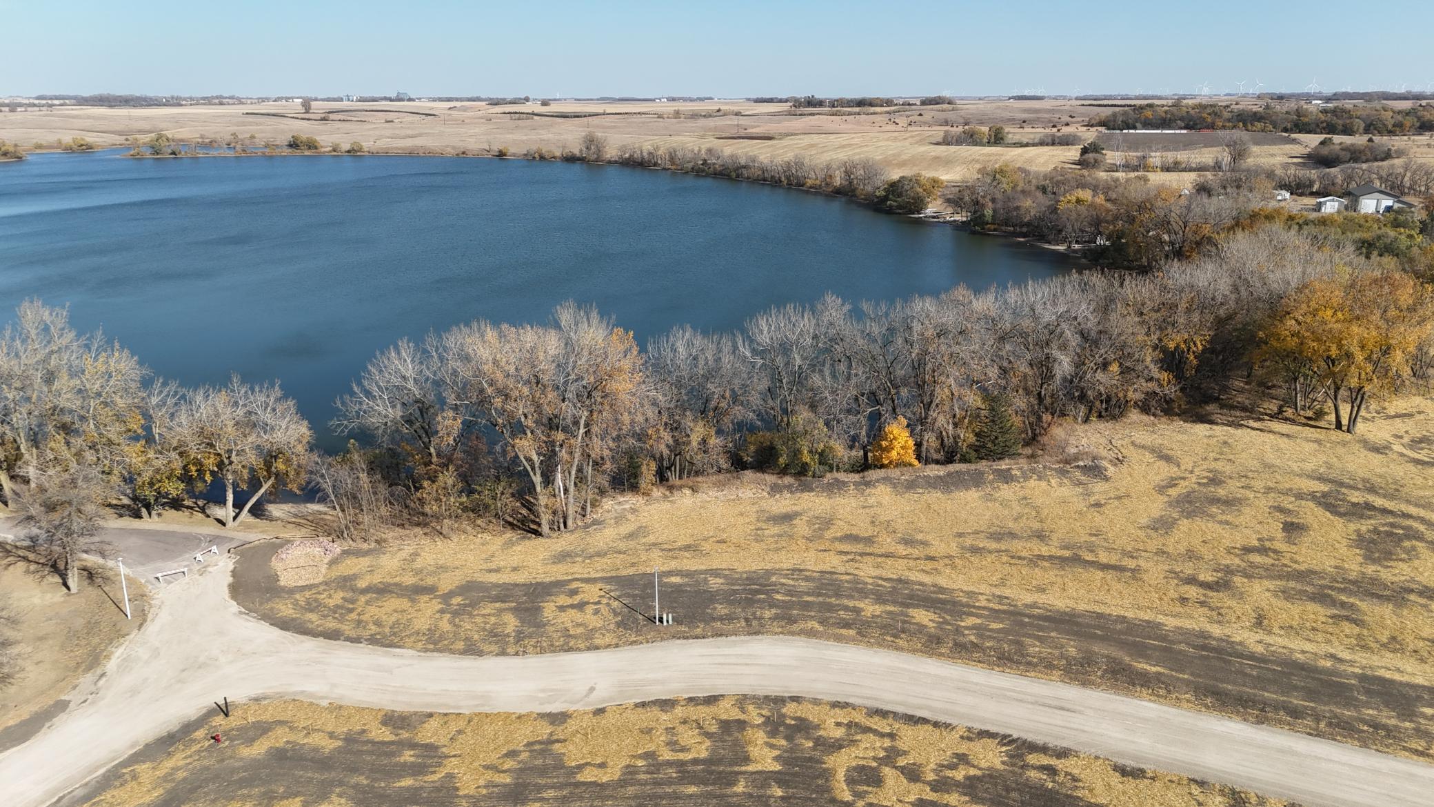 20 Cottonwood Lake Boulevard, Windom, Minnesota image 11