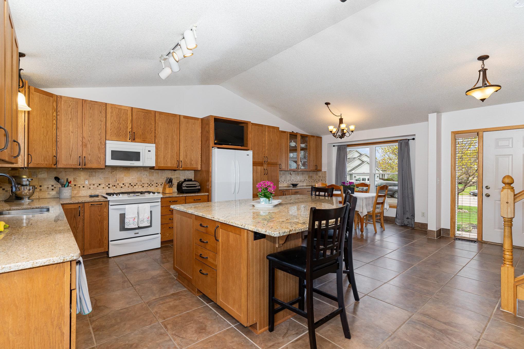 15772 Cicerone Court, Rosemount, Minnesota image 4