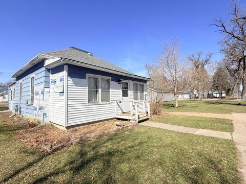 Homes For Sale - 536 Cedar Avenue<br/> Cottonwood County, Westbrook, MN 56183