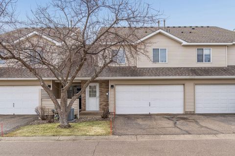Townhouse For Sale - 7893 Hemingway Avenue<br/> Cottage Grove, MN 55016