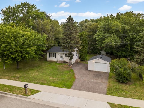 Homes For Sale - 1935 55th Street<br/> Dakota County, Inver Grove Heights, MN 55077