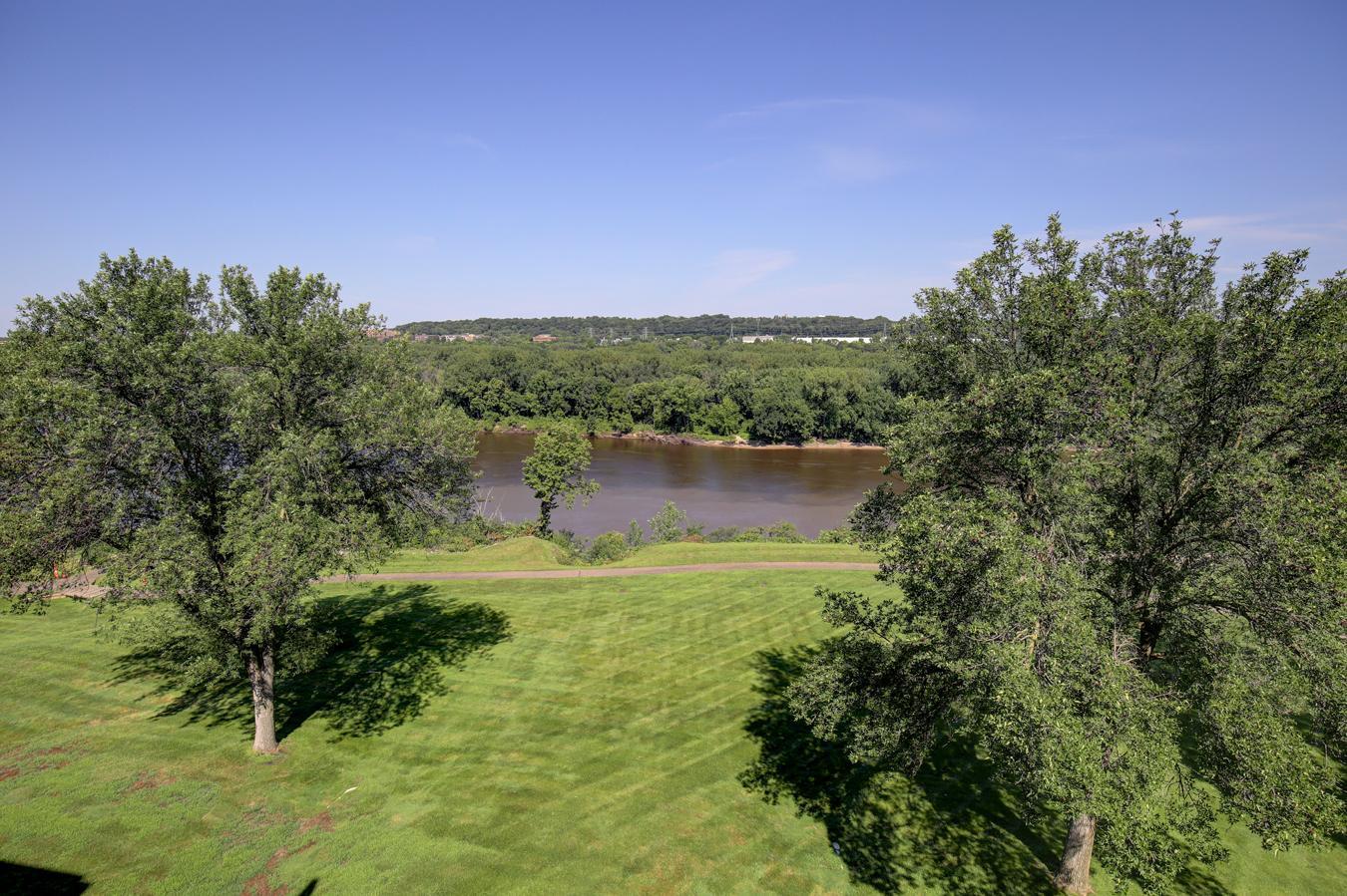 1077 Sibley Memorial Highway #607, Saint Paul, Minnesota image 14