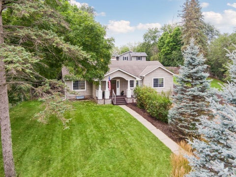 Homes For Sale - 5112 Willow Lane<br/> Minnetonka, MN 55345
