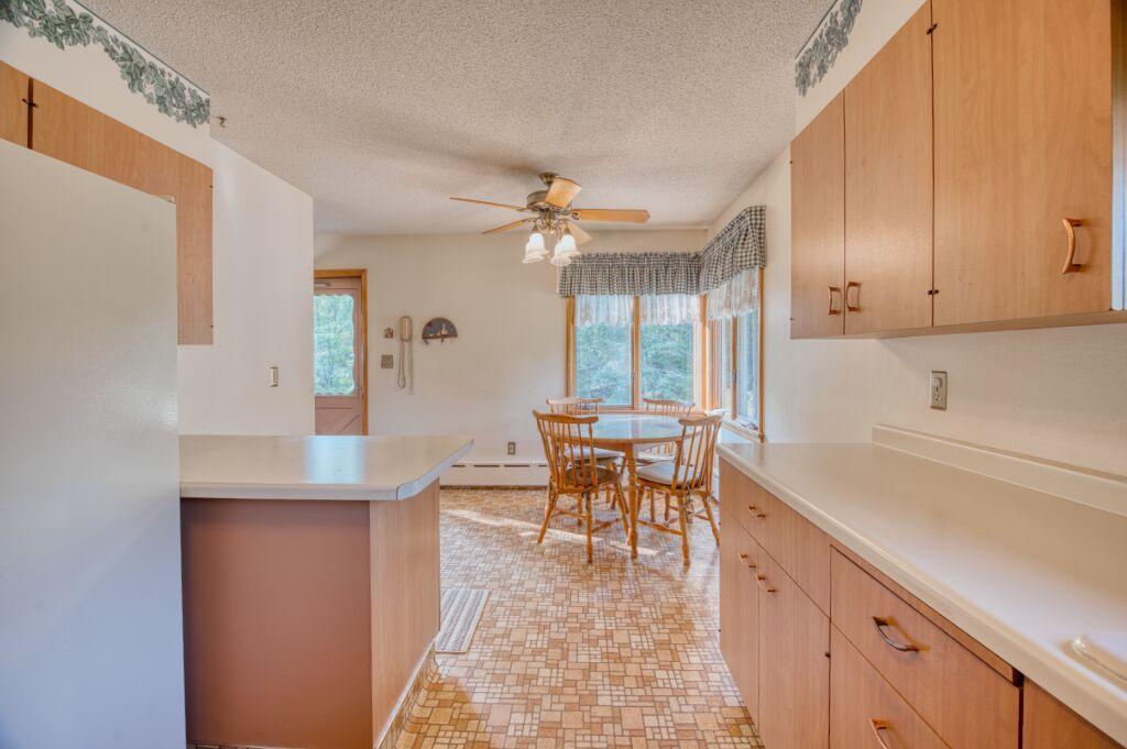 3803 S Salmi Road, Hibbing, Minnesota image 17