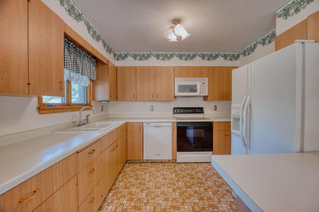 3803 S Salmi Road, Hibbing, Minnesota image 15