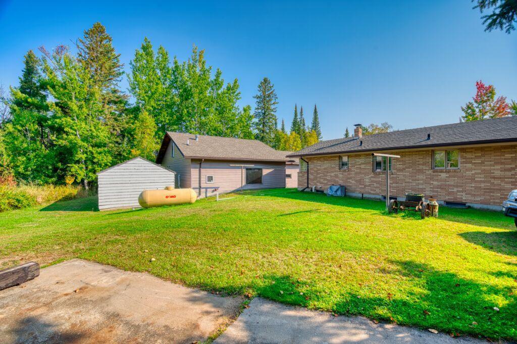 3803 S Salmi Road, Hibbing, Minnesota image 11
