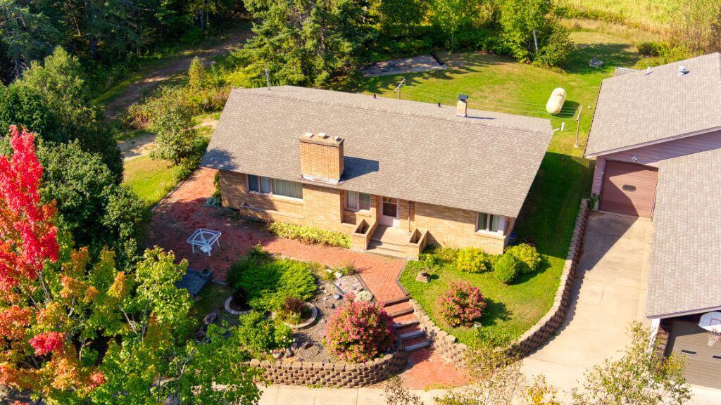 3803 S Salmi Road, Hibbing, Minnesota image 9