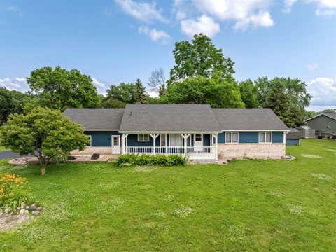 Homes For Sale - 833 Tyrol Lane<br/> Scott County, Shakopee, MN 55379