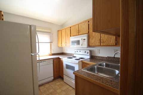 Apartment For Rent - 401 W Main Street<br/> Anoka County, Anoka, MN 55303