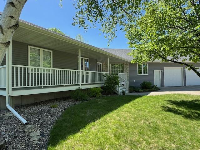 725 Tyler Street, Hutchinson, Minnesota image 34