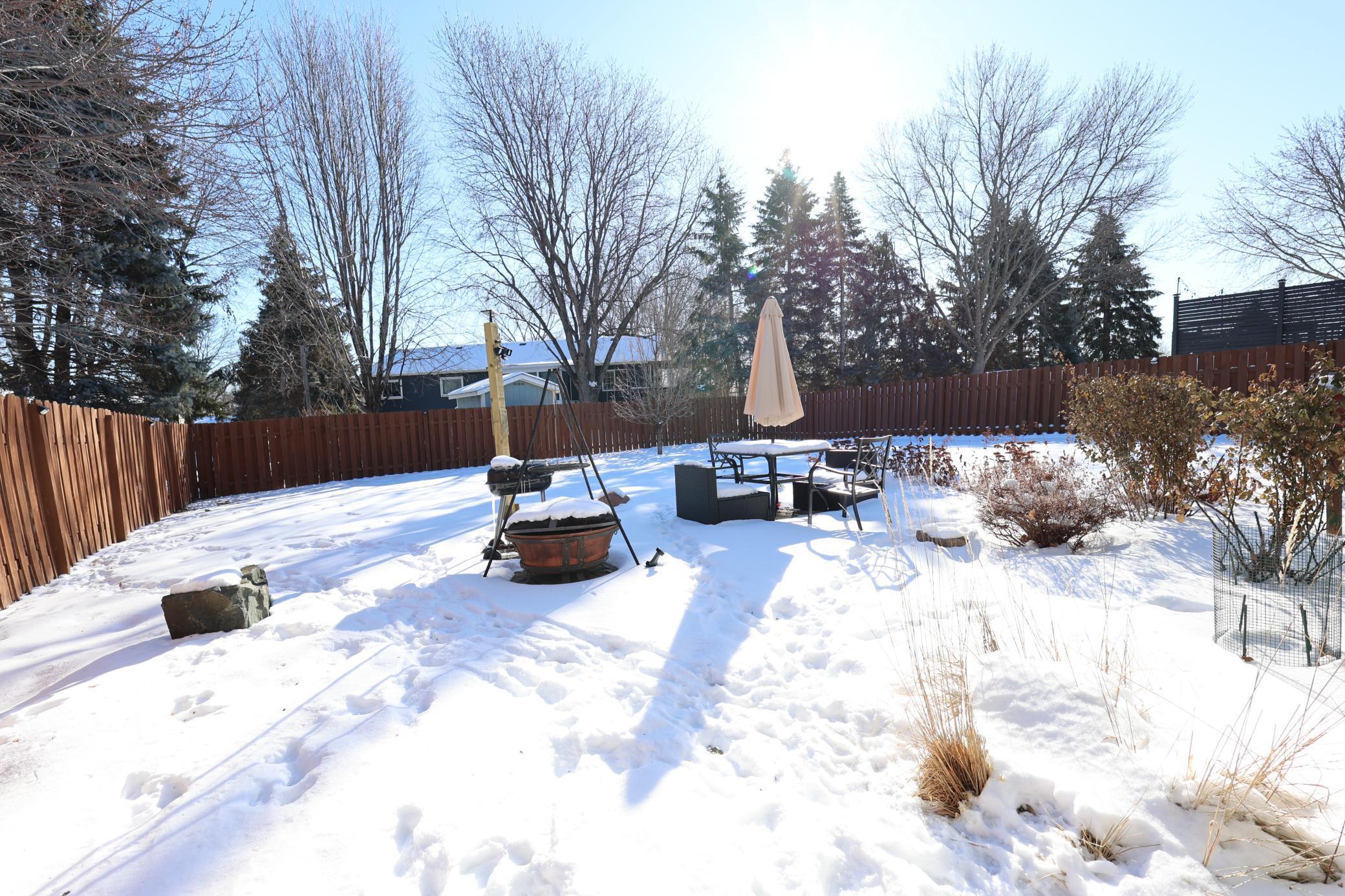 3887 Hallmark Avenue, Saint Paul, Minnesota image 35