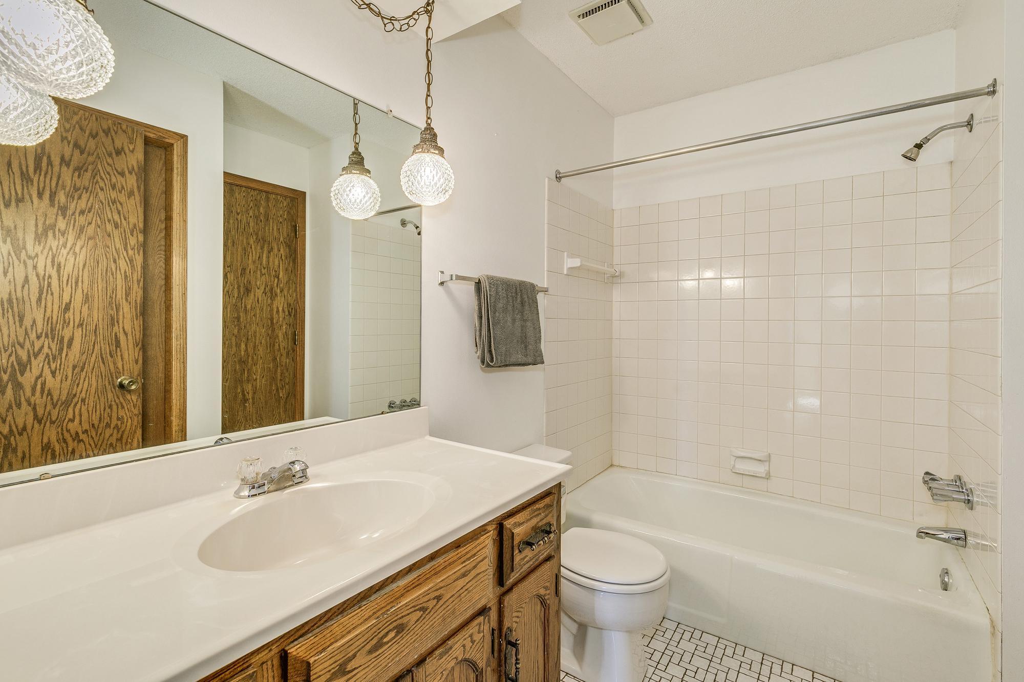 8341 Abbott Avenue, Minneapolis, Minnesota image 18