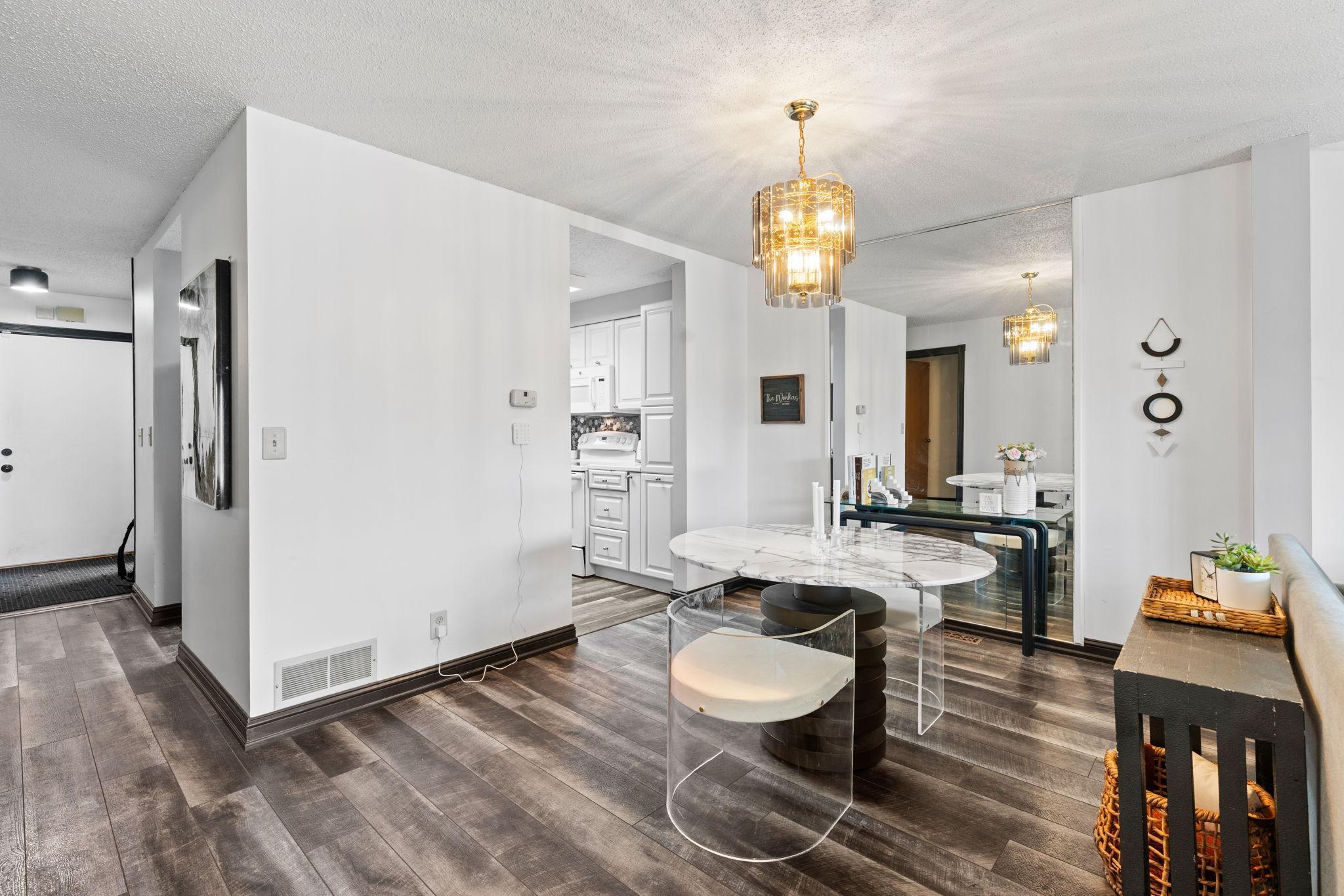 2426 Mendelssohn Lane #8, Minneapolis, Minnesota image 9