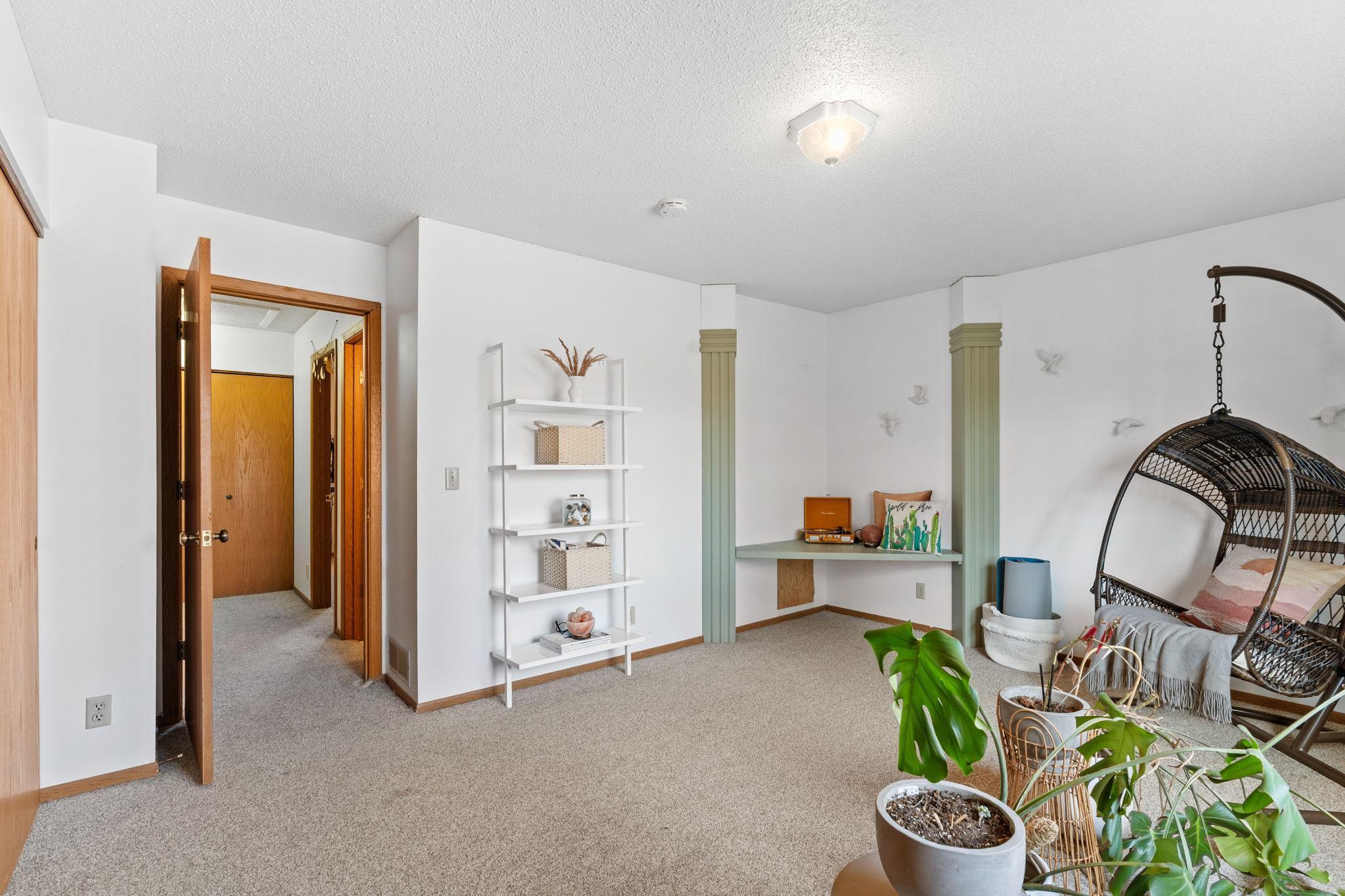 2426 Mendelssohn Lane #8, Minneapolis, Minnesota image 19