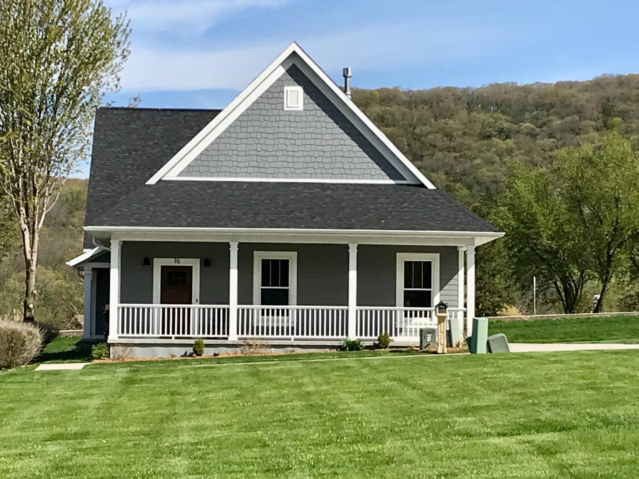 76 College Road, Winona, Minnesota image 1
