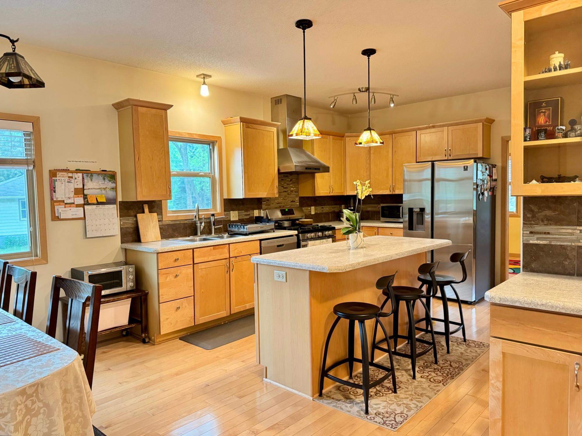 766 County Road F, Saint Paul, Minnesota image 8