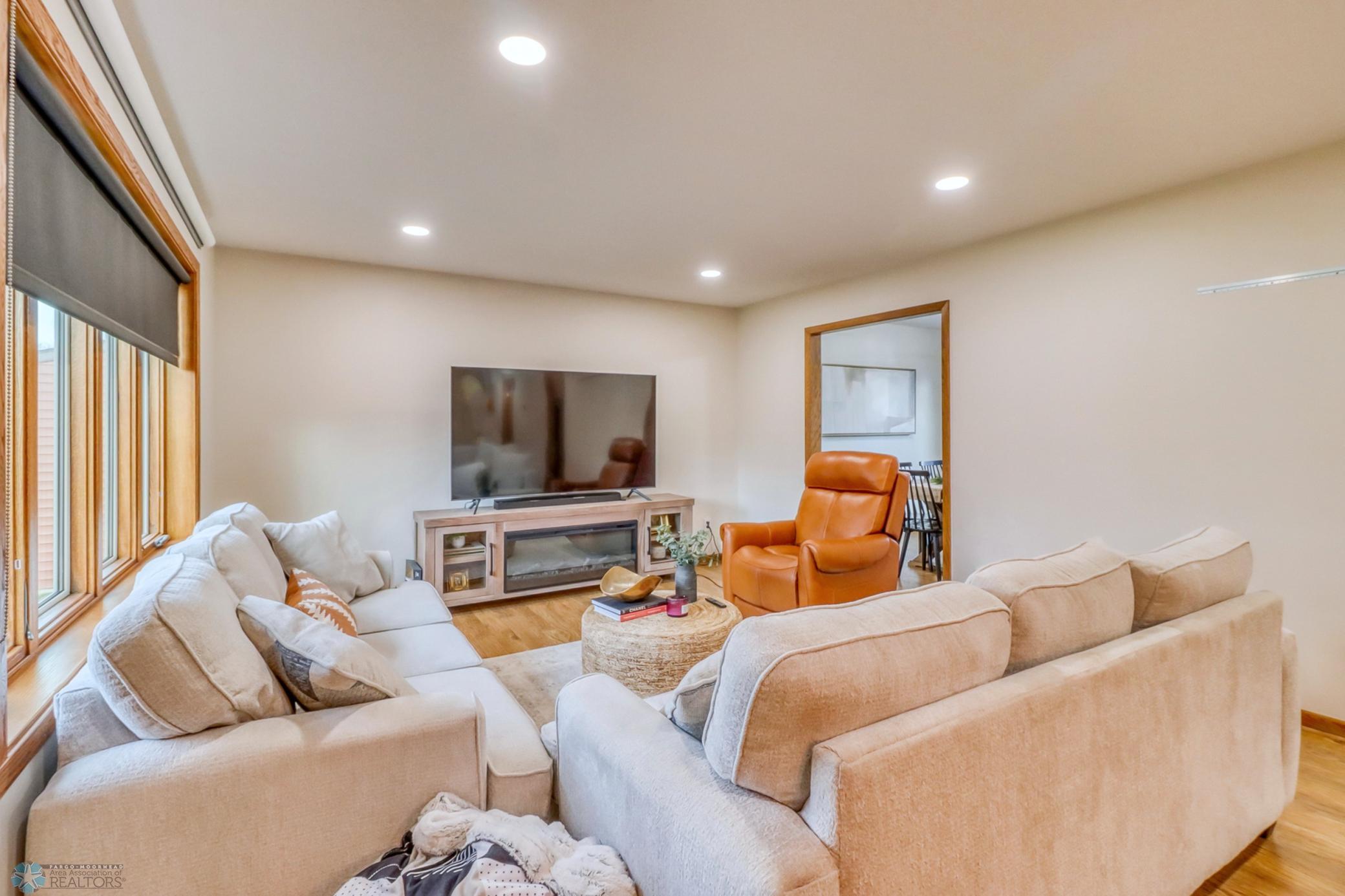 1514 39 1/2 Avenue, Fargo, North Dakota image 11