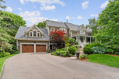 Homes For Sale - 607 Ivy Falls Avenue<br/> Saint Paul, MN 55118