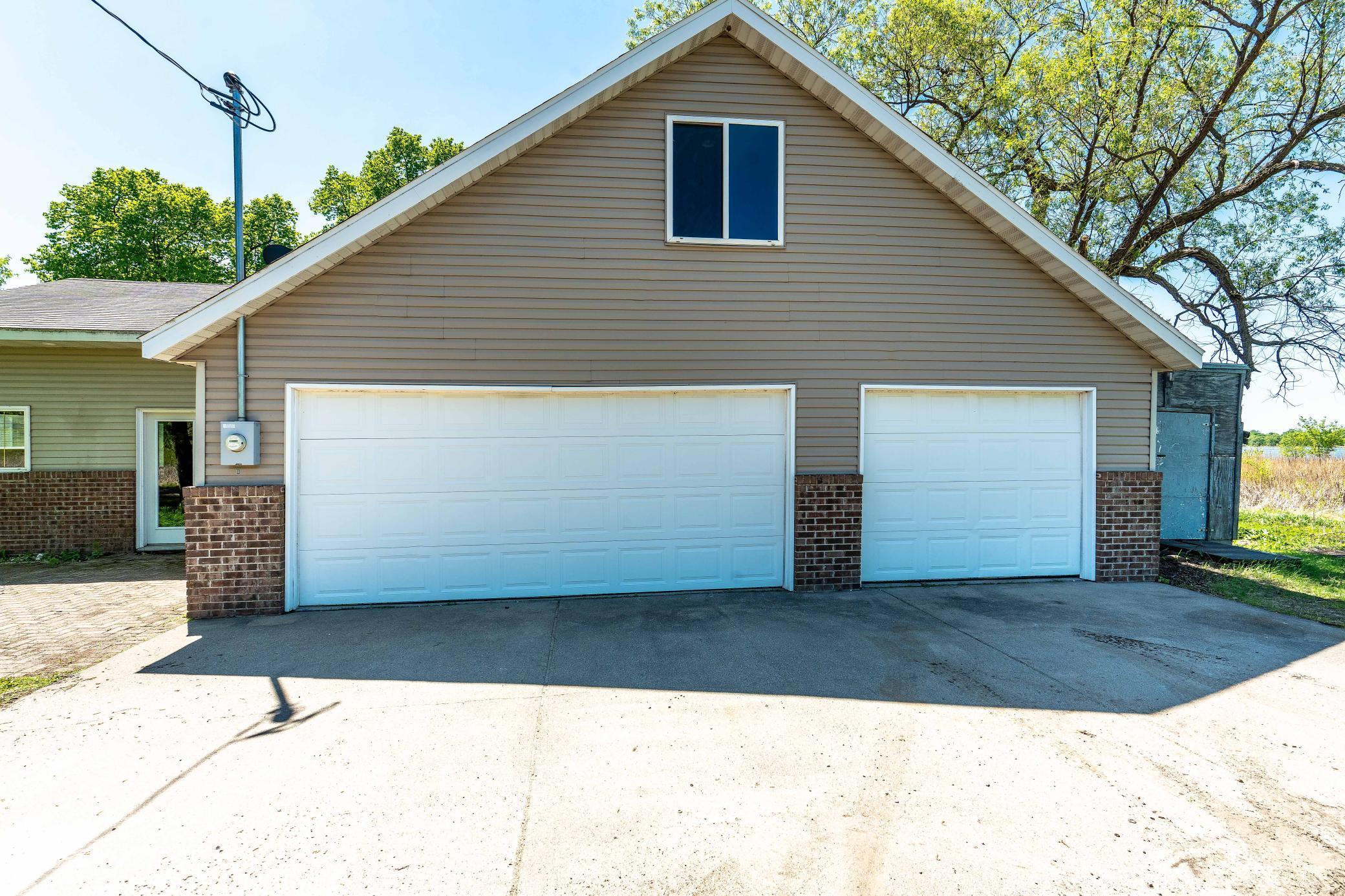 45379 Crystal Hills Drive, Pelican Rapids, Minnesota image 3