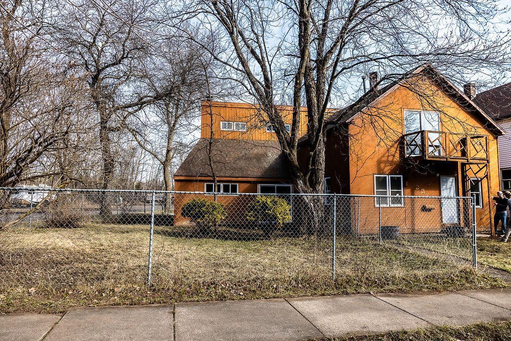 221 W Howard Street, Hibbing, Minnesota image 30