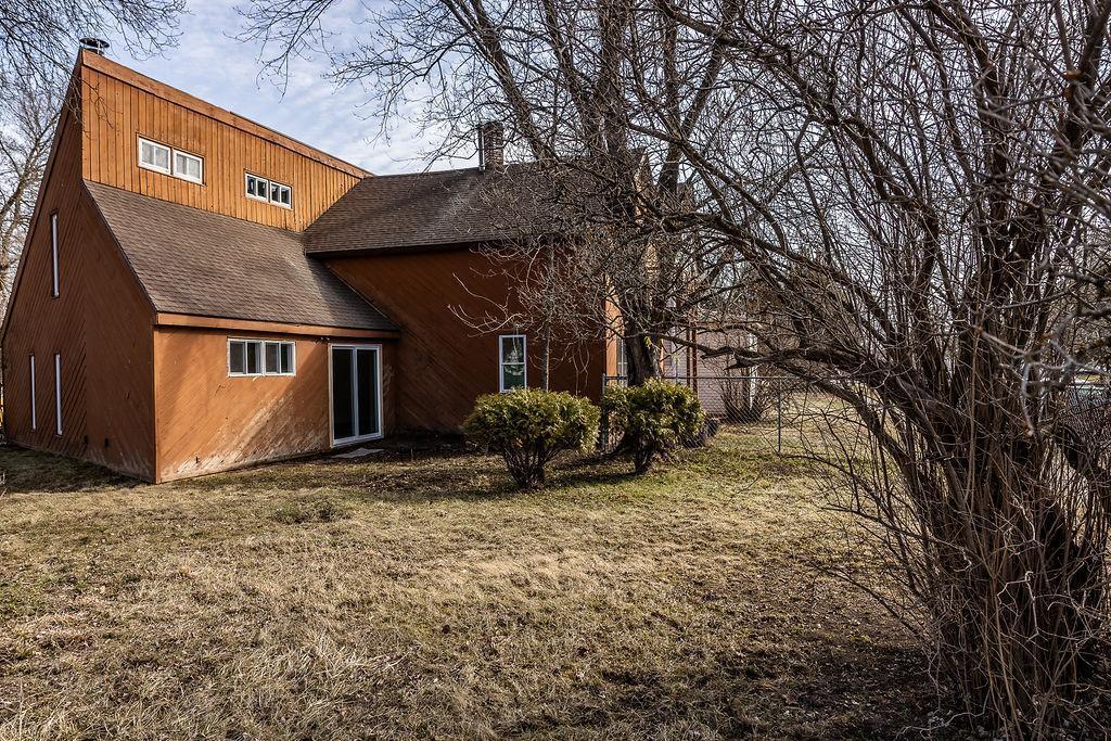 221 W Howard Street, Hibbing, Minnesota image 31