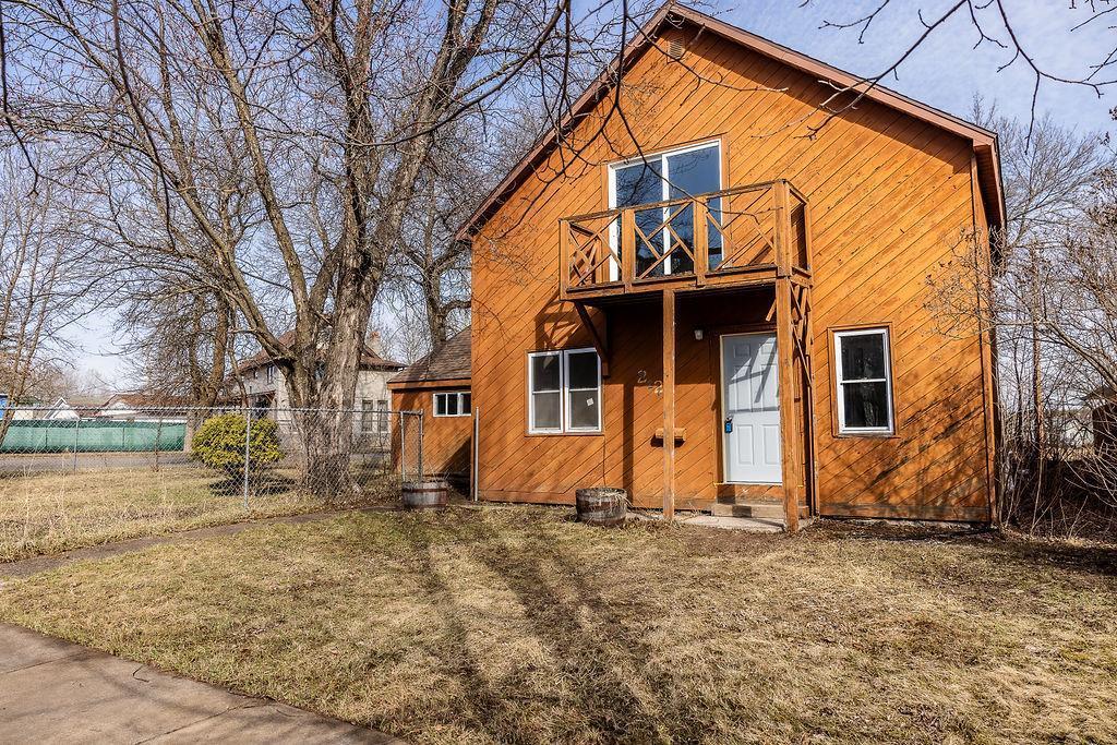 221 W Howard Street, Hibbing, Minnesota image 34