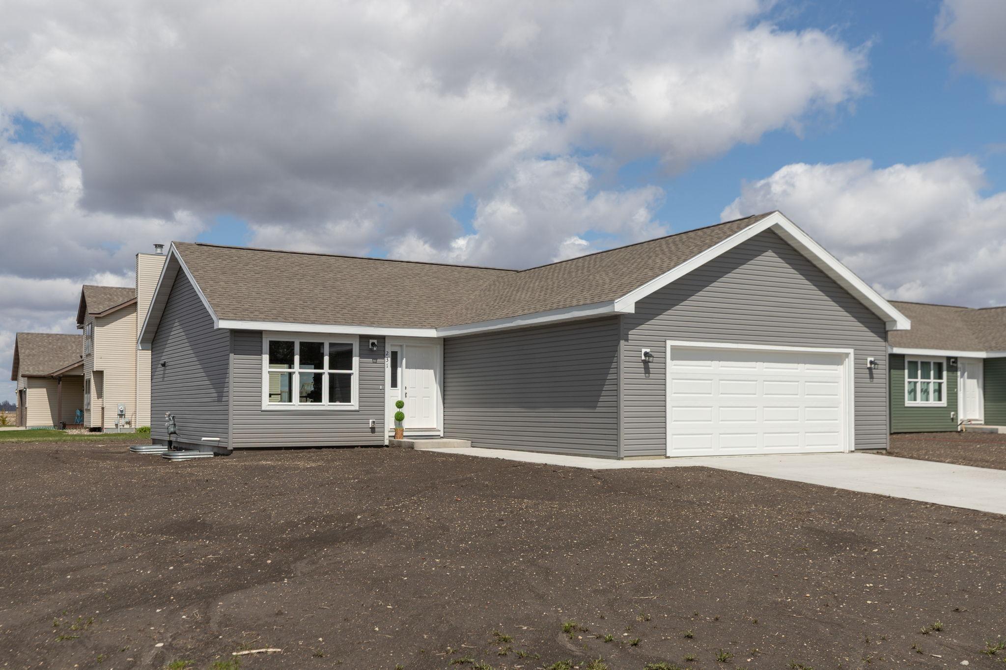 231 Julia Street, Claremont, Minnesota image 1
