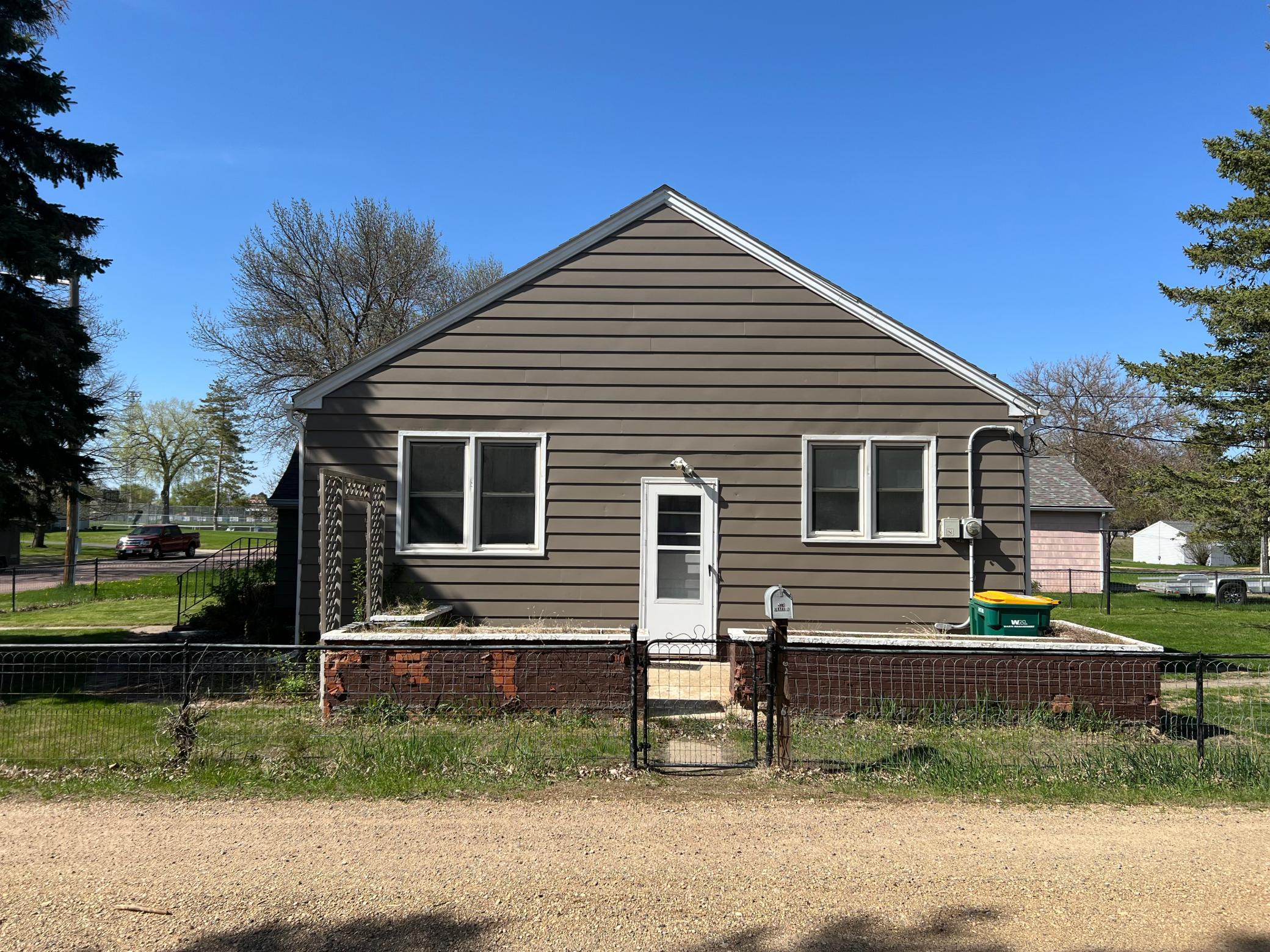 324 Grace Street, Ortonville, Minnesota image 2