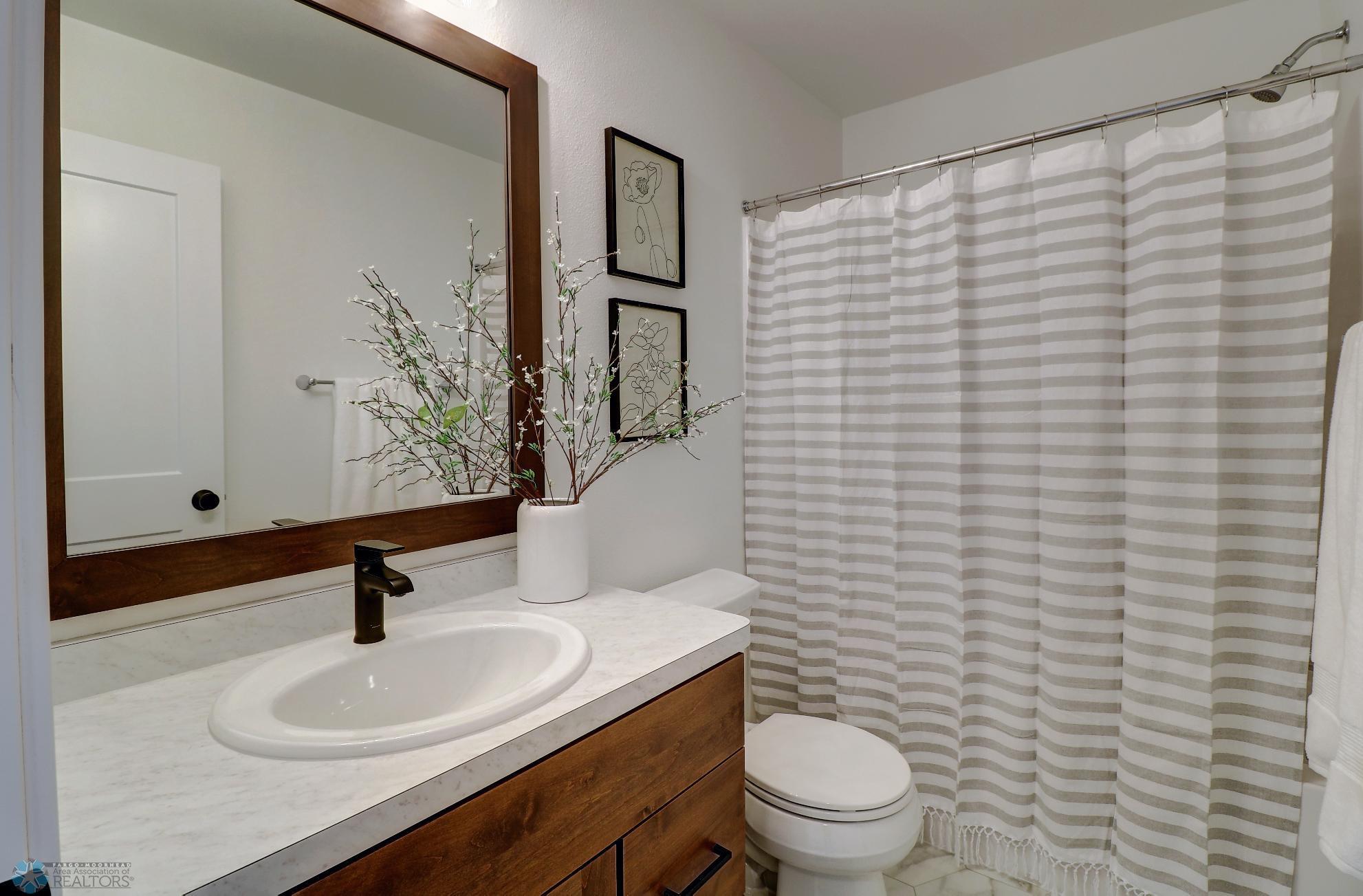 3851 19th Street, Moorhead, Minnesota image 30