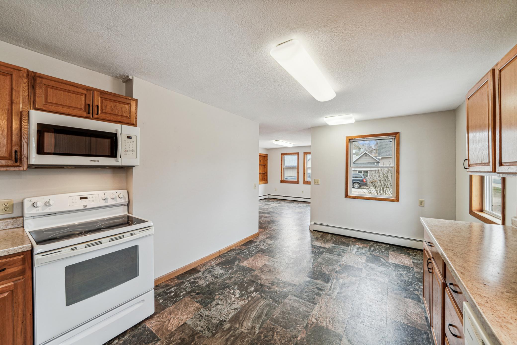 511 N Walnut Street, Belle Plaine, Minnesota image 4