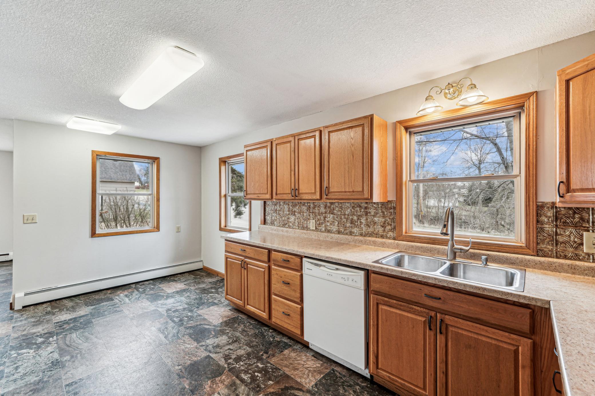 511 N Walnut Street, Belle Plaine, Minnesota image 3