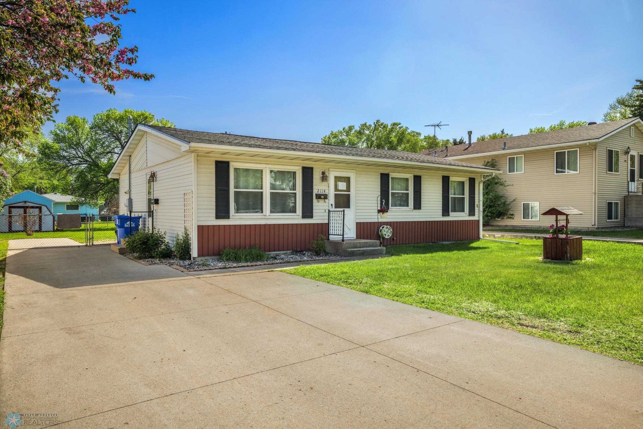 2114 5th Avenue, Fargo, North Dakota image 2