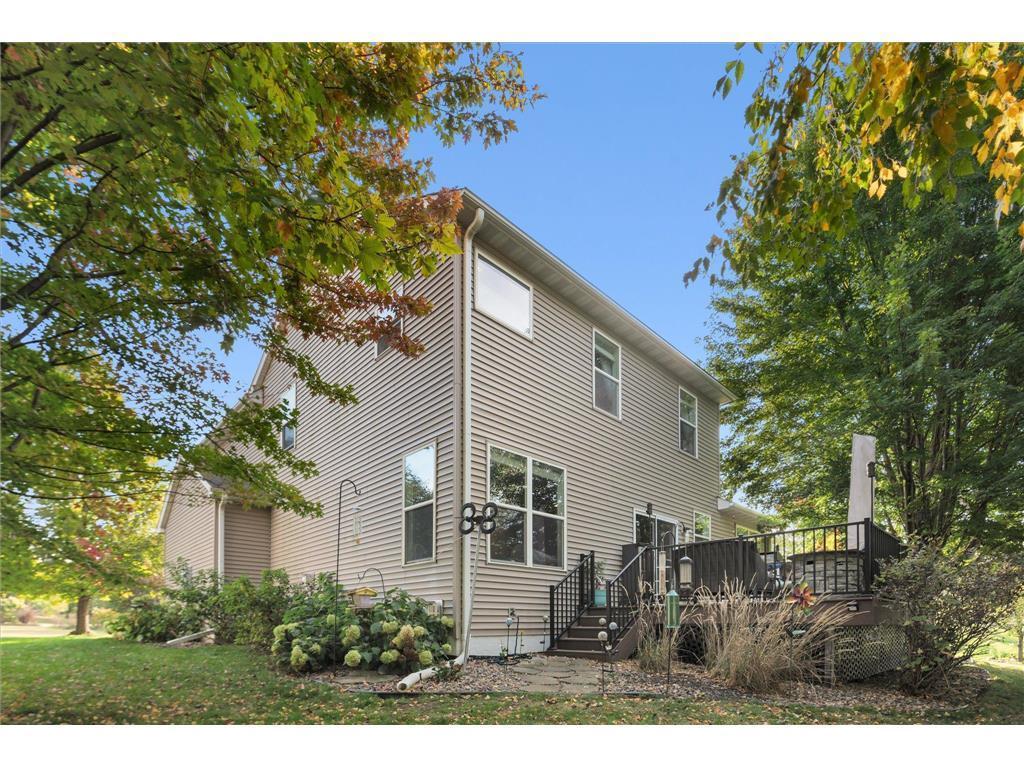696 Lake Ridge Drive, Woodbury, Minnesota image 40