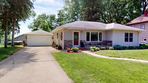 Homes For Sale - 110 Hawthorne Street<br/> Freeborn County, Albert Lea, MN 56007