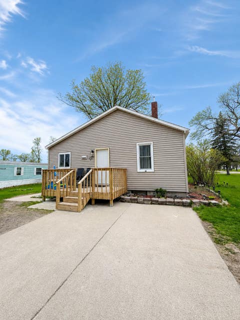 Homes For Sale - 319 2nd Street<br/> Sauk Centre, MN 56378