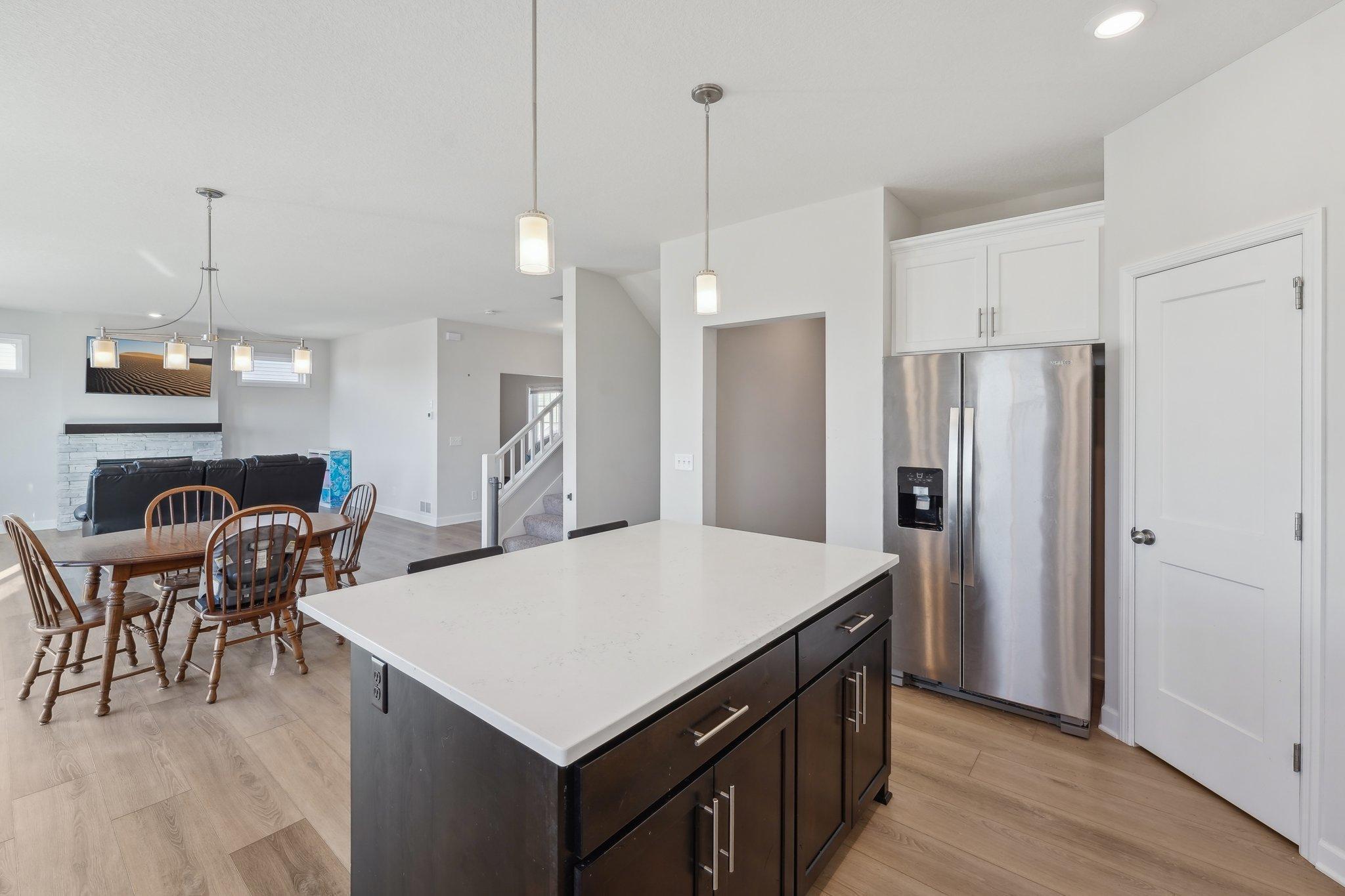 18357 Glacier Way, Lakeville, Minnesota image 10