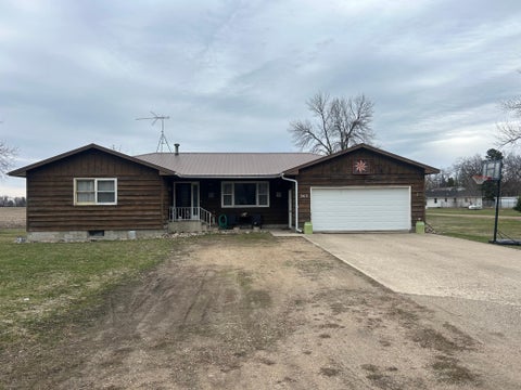 Homes For Sale - 303 N Clark Street<br/> Ceylon, MN 56121