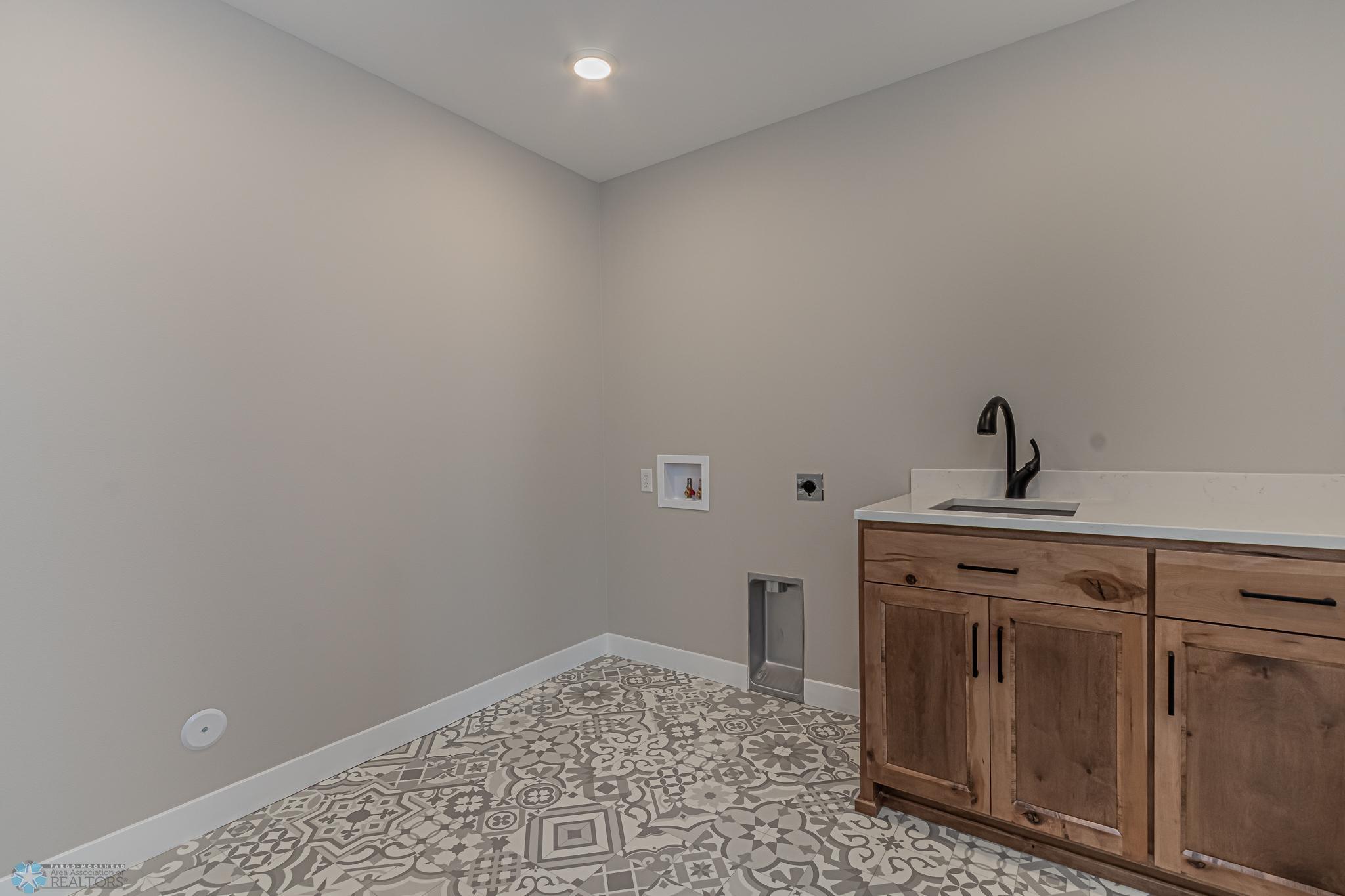 3847 17th Street, Moorhead, Minnesota image 31