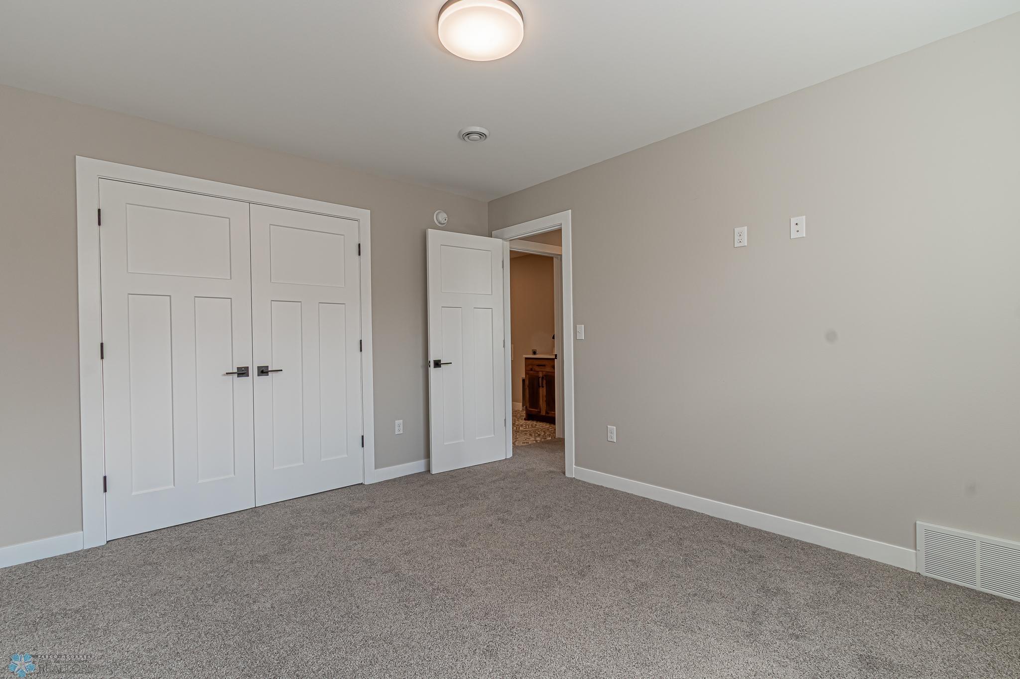 3847 17th Street, Moorhead, Minnesota image 30