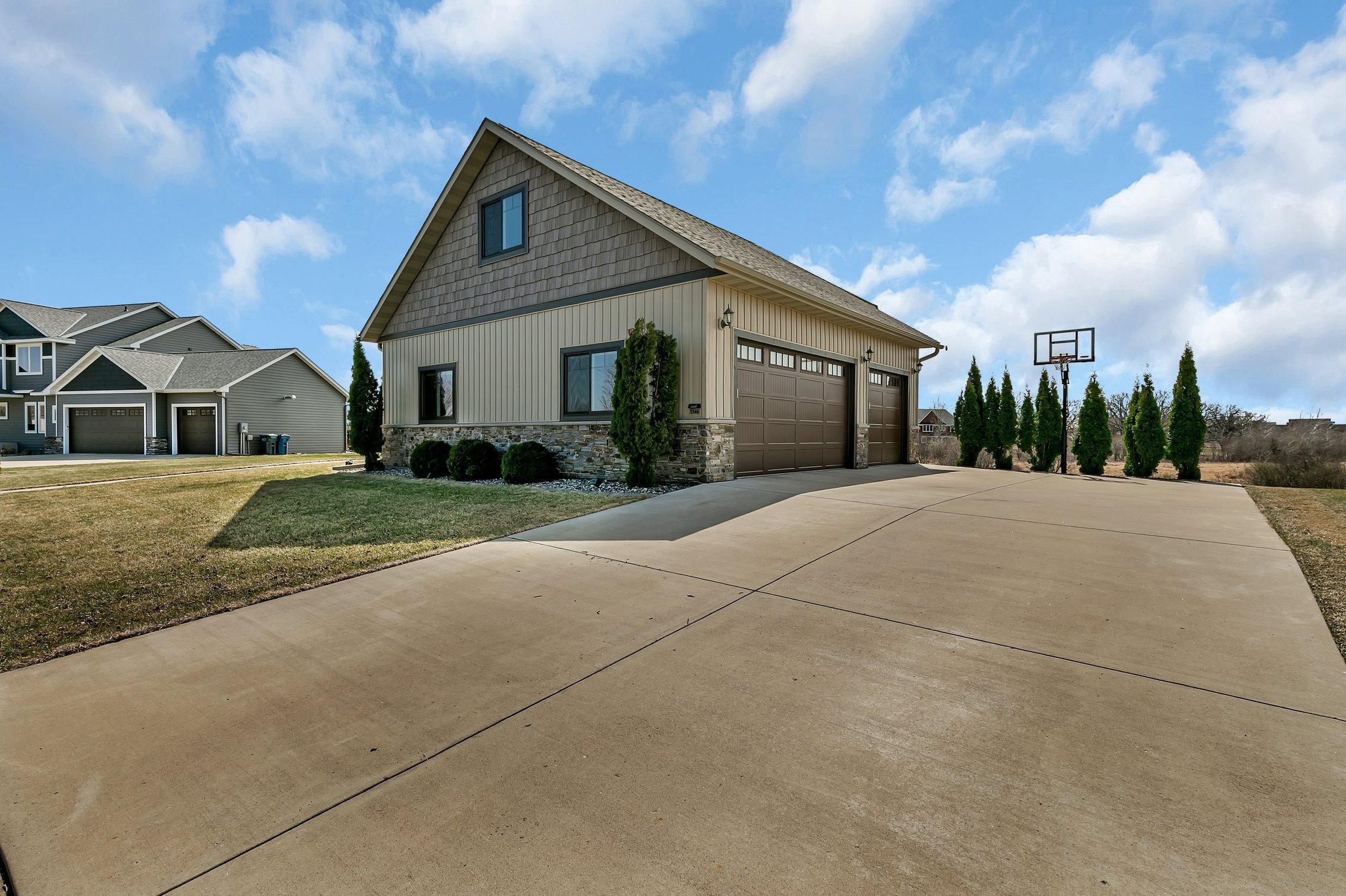 3346 Old Stone Way, Sauk Rapids, Minnesota image 2
