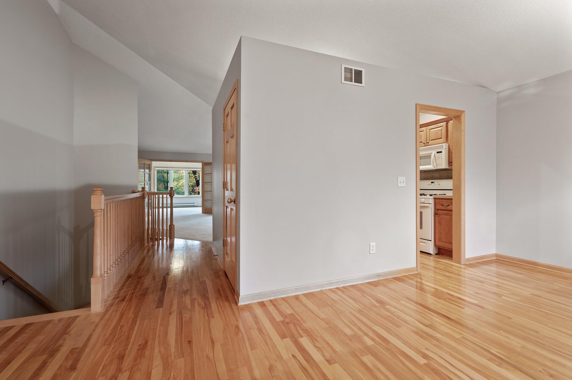 5580 Manitou Road, Excelsior, Minnesota image 4
