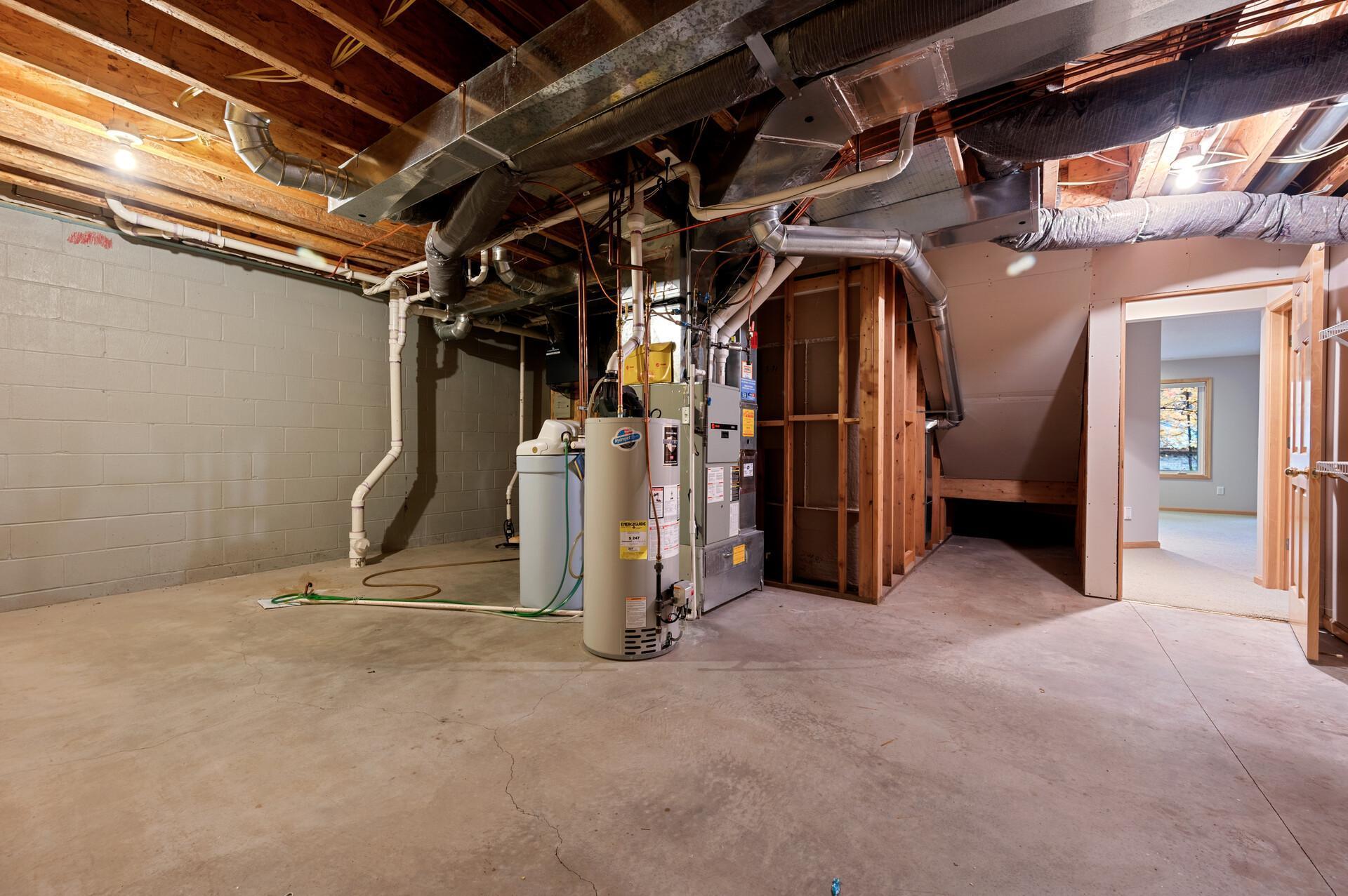 5580 Manitou Road, Excelsior, Minnesota image 25