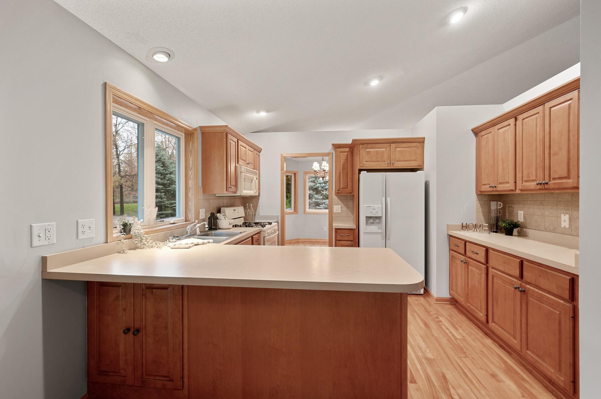 5580 Manitou Road, Excelsior, Minnesota image 8