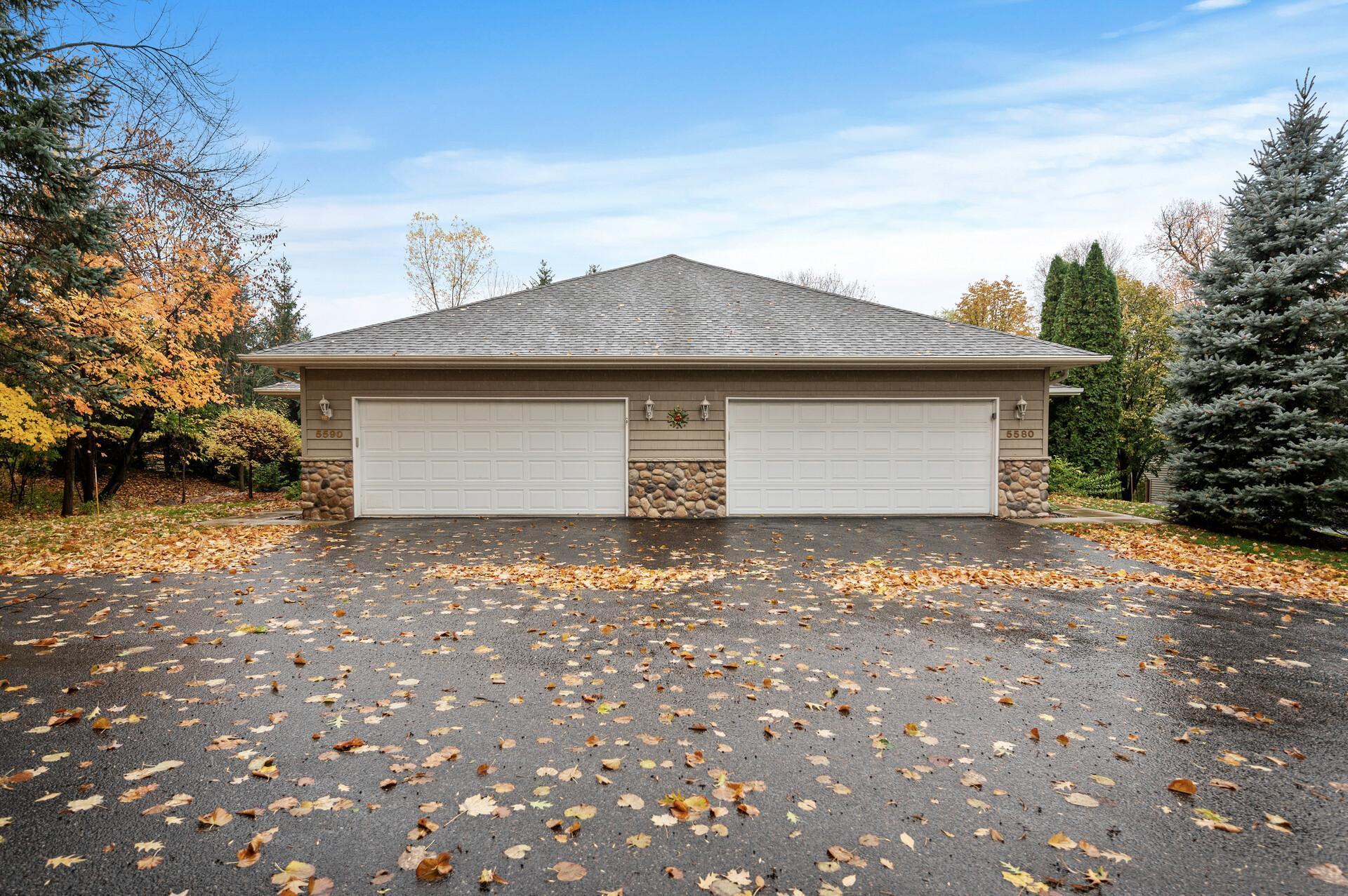 5580 Manitou Road, Excelsior, Minnesota image 1