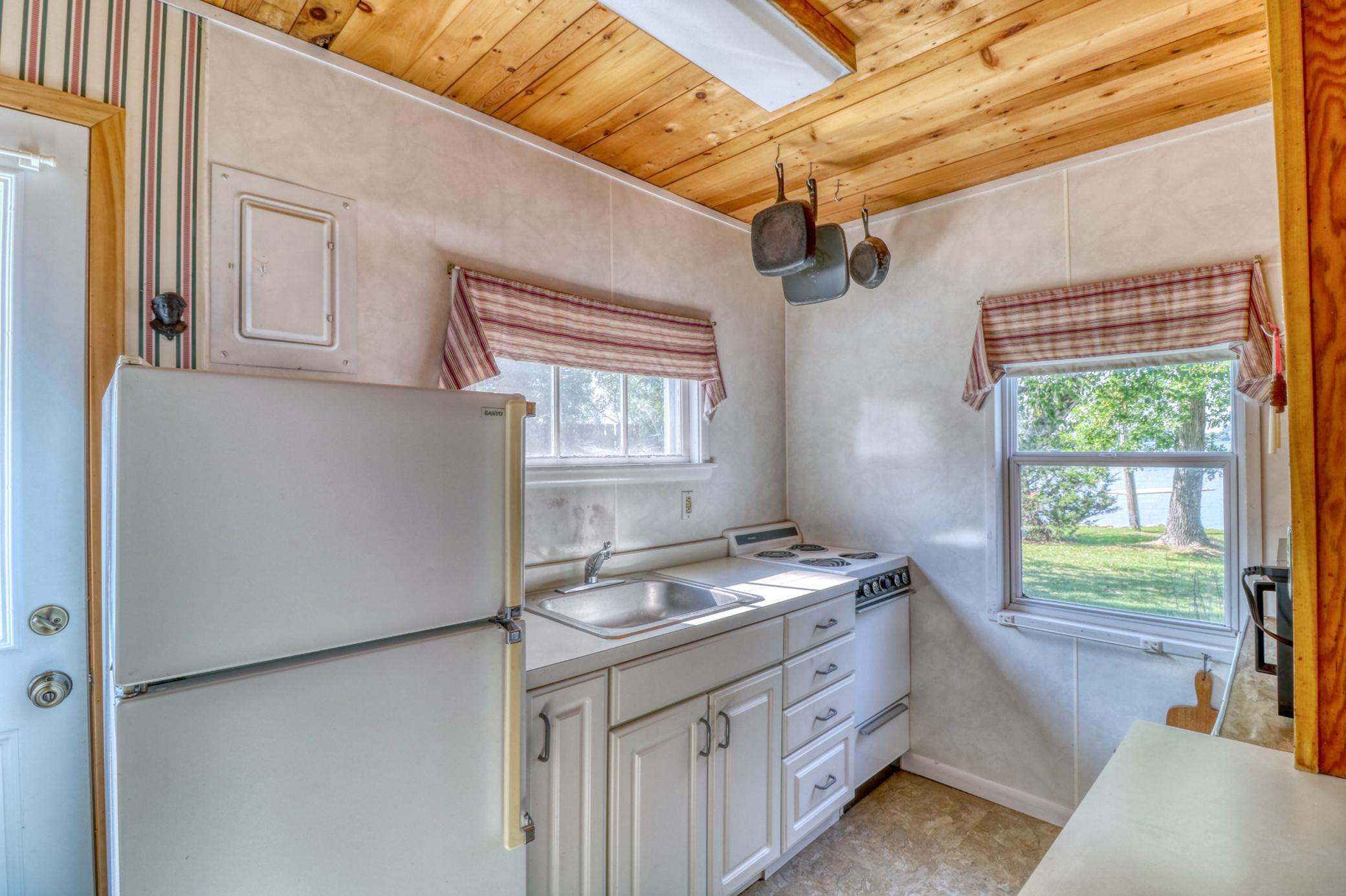 47689 Sunset Beach Lane, Pelican Rapids, Minnesota image 9
